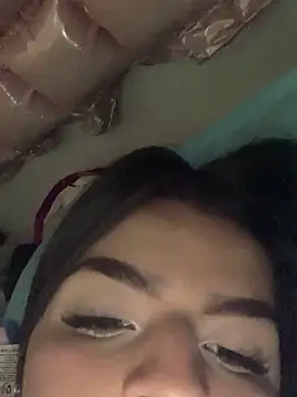 KarelyMitchel online show from 3, 4, 2026