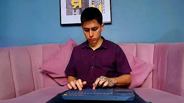 Aron pulse online show from 17, 4, 2026