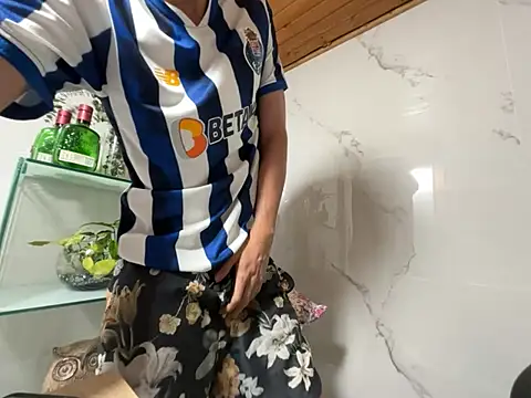 Snapshot of TommyMille chatting on 7, 2, 2026 TommyMille online show from 7, 2, 2026