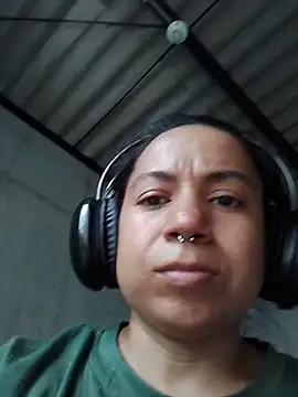 chiarafustox online show from 2, 4, 2026