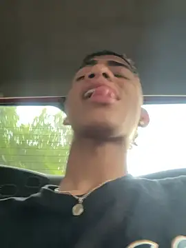 Snapshot of dominick_fran chatting on 10, 2, 2026 dominick fran online show from 10, 2, 2026