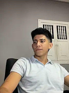 Snapshot of Thiago_Olsen chatting on 3, 2, 2026 Thiago Olsen online show from 3, 2, 2026