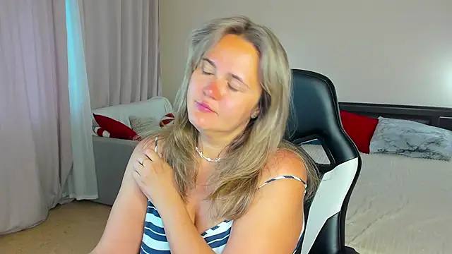 LilyBel online show from 14, 7, 2026
