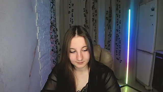 Snapshot of EvaxCharm chatting on 20, 2, 2026 EvaxCharm online show from 20, 2, 2026