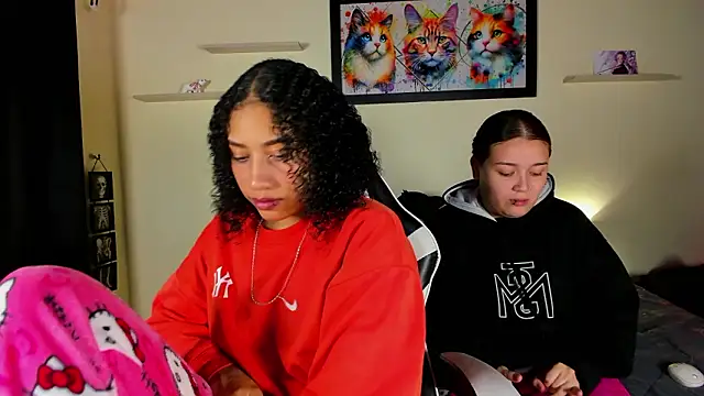 Snapshot of meredit_cris23 chatting on 18, 2, 2026 meredit cris23 online show from 18, 2, 2026