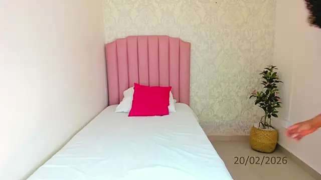 Snapshot of Brit_weston chatting on 20, 2, 2026 Brit weston online show from 20, 2, 2026