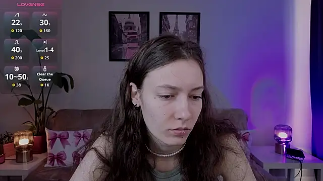 VioletaBloom online show from 1, 2, 2026