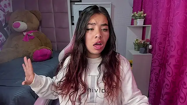 liany taylor online show from 15, 2, 2026