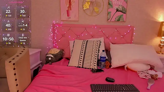 Snapshot of dolly_kitter chatting on 14, 5, 2026 dolly kitter online show from 14, 5, 2026