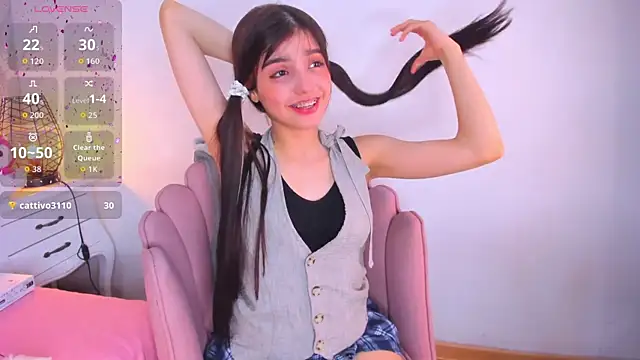 Snapshot of dolly_kitter chatting on 22, 7, 2026 dolly kitter online show from 22, 7, 2026