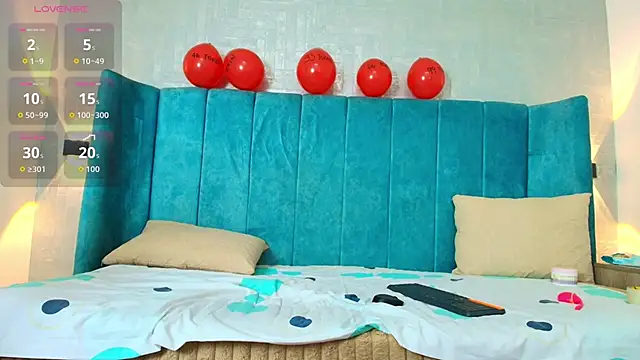 Snapshot of dulcenena_moon chatting on 14, 2, 2026 dulcenena moon online show from 14, 2, 2026