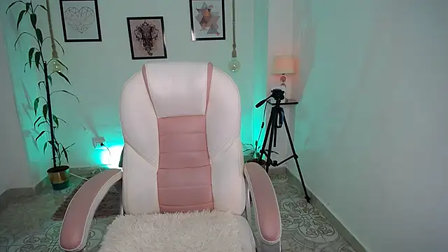 adhara 11 online show from 11, 4, 2026