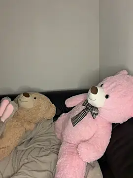 Zoey  08 online show from 13, 3, 2026