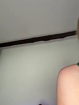 Snapshot of Zoey__08 chatting on 20, 5, 2026 Zoey 08 online show from 20, 5, 2026