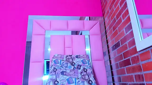 Baby doll XOXO online show from 21, 2, 2026