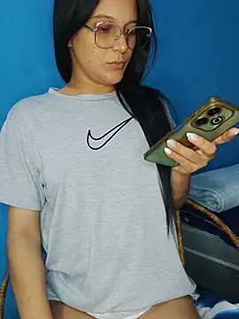 Perla and Maikol online show from 15, 2, 2026