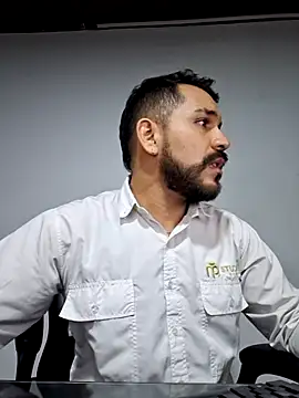 Snapshot of noa_desire chatting on 11, 2, 2026 noa desire online show from 11, 2, 2026