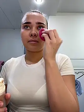 Snapshot of MonicaWestt chatting on 13, 3, 2026 MonicaWestt online show from 13, 3, 2026