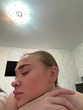 Snapshot of MonicaWestt chatting on 12, 4, 2026 MonicaWestt online show from 12, 4, 2026