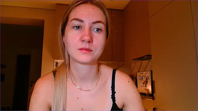 Snapshot of BluueSilk chatting on 22, 12, 2025 BluueSilk online show from 22, 12, 2025