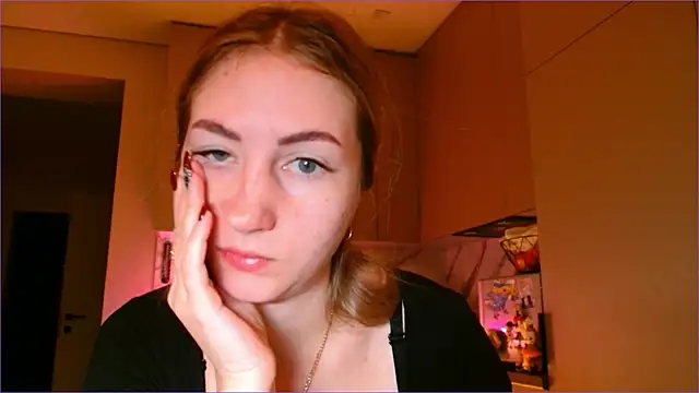 Snapshot of BluueSilk chatting on 2, 2, 2026 BluueSilk online show from 2, 2, 2026