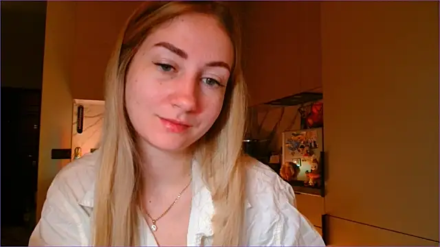 Snapshot of BluueSilk chatting on 3, 2, 2026 BluueSilk online show from 3, 2, 2026