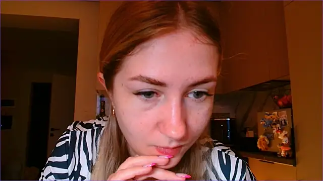 Snapshot of BluueSilk chatting on 4, 2, 2026 BluueSilk online show from 4, 2, 2026