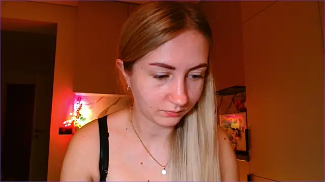 Snapshot of BluueSilk chatting on 10, 2, 2026 BluueSilk online show from 10, 2, 2026