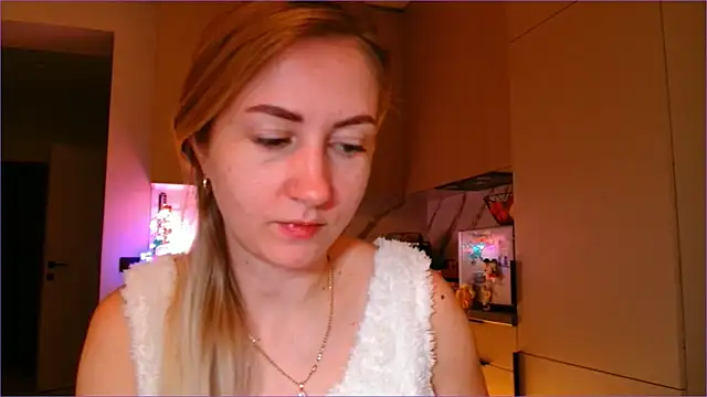 Snapshot of BluueSilk chatting on 12, 2, 2026 BluueSilk online show from 12, 2, 2026