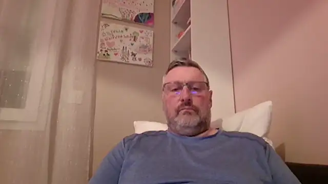 doudou310 online show from 28, 3, 2026