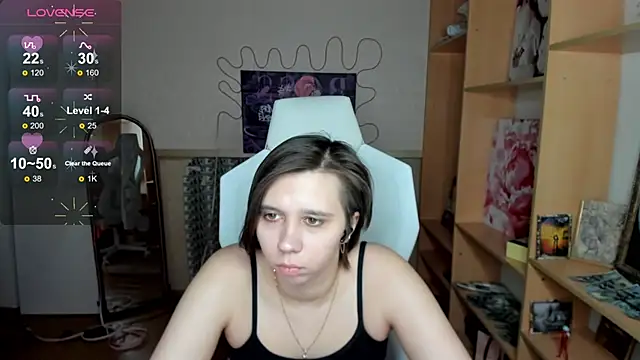 Scarlet Sirenn online show from 2, 3, 2026