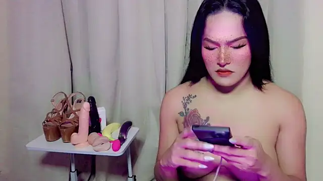 ChloeAsian online show from 28, 5, 2026