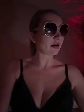 Snapshot of hottogetherNL chatting on 19, 2, 2026 hottogetherNL online show from 19, 2, 2026