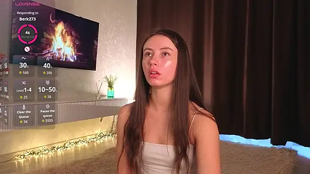 Snapshot of KateOx chatting on 6, 4, 2026 KateOx online show from 6, 4, 2026