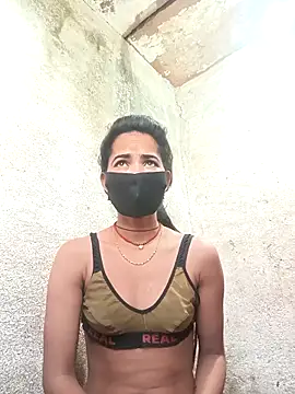 Sunali Bendre online show from 4, 3, 2026