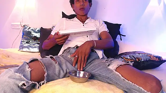 Snapshot of Walkers05 chatting on 20, 2, 2026 Walkers05 online show from 20, 2, 2026