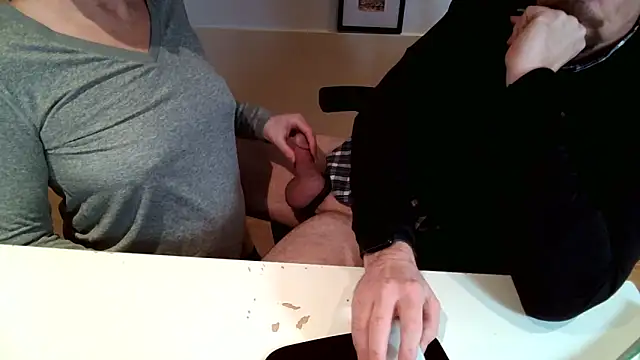 Snapshot of Curious_madame_scotsman chatting on 16, 2, 2026 Curious madame scotsman online show from 16, 2, 2026