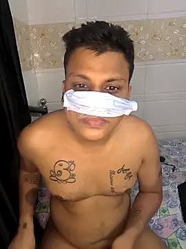 Snapshot of silkboy69 chatting on 8, 2, 2026 silkboy69 online show from 8, 2, 2026