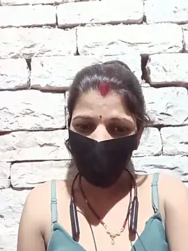 Snapshot of Divya-11431 chatting on 20, 6, 2026 Divya-11431 online show from 20, 6, 2026
