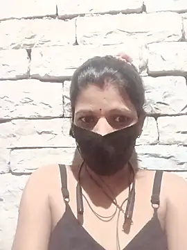 Snapshot of Divya-11431 chatting on 13, 7, 2026 Divya-11431 online show from 13, 7, 2026