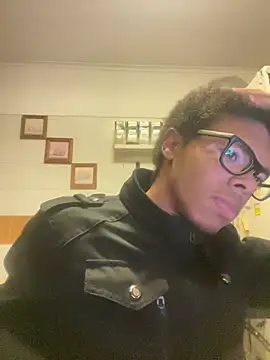 ELPikaPreta online show from 2, 2, 2026