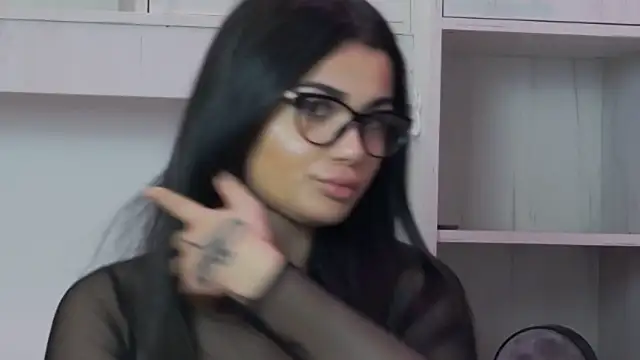 Snapshot of MayaMadison chatting on 8, 2, 2026 MayaMadison online show from 8, 2, 2026