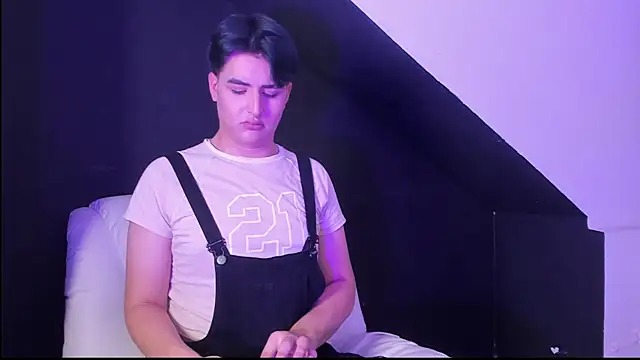 Snapshot of noahWolff_ chatting on 9, 2, 2026 noahWolff online show from 9, 2, 2026