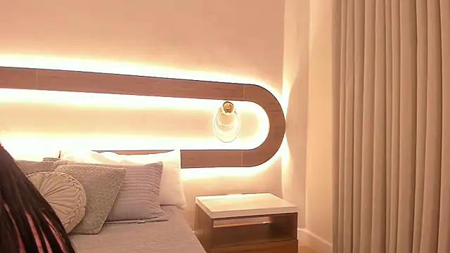 Violeta sum online show from 8, 4, 2026