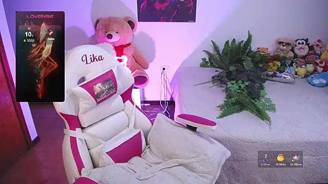 Snapshot of lika_little0 chatting on 12, 2, 2026 lika little0 online show from 12, 2, 2026