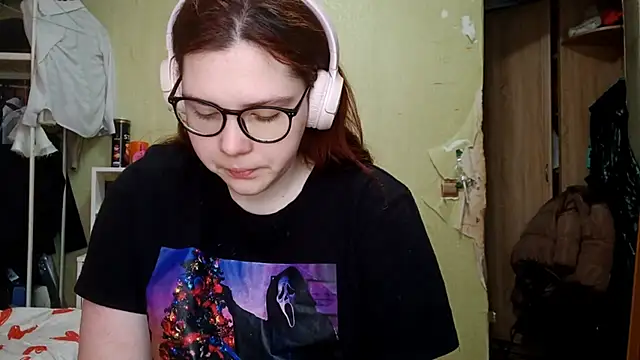 Snapshot of VannessaDillenbeck chatting on 28, 2, 2026 VannessaDillenbeck online show from 28, 2, 2026