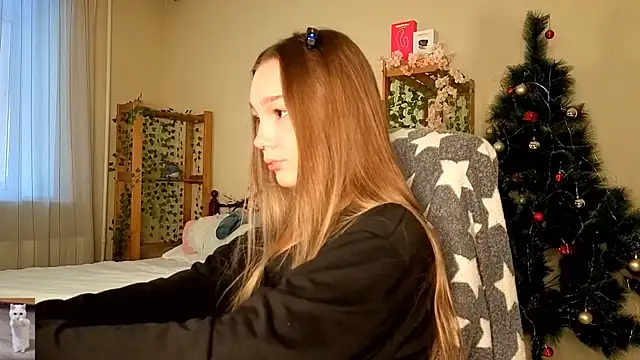 HoneyComfy online show from 15, 2, 2026