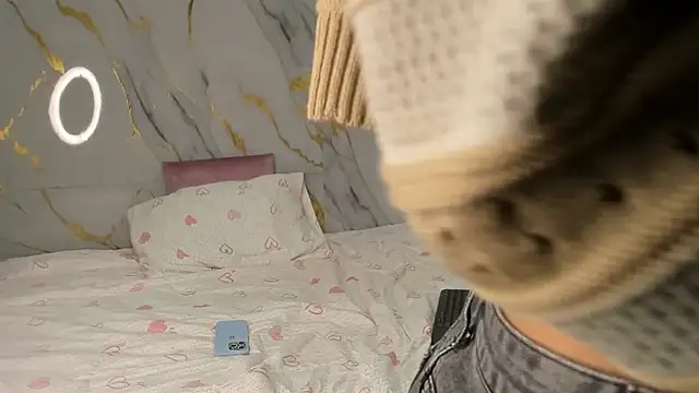 Amanda Rossi online show from 1, 4, 2026