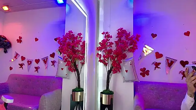 Snapshot of Maddie_T18 chatting on 12, 2, 2026 Maddie T18 online show from 12, 2, 2026