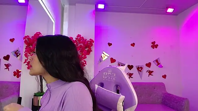 Snapshot of Maddie_T18 chatting on 17, 2, 2026 Maddie T18 online show from 17, 2, 2026